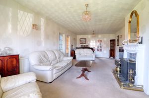 Lounge- click for photo gallery